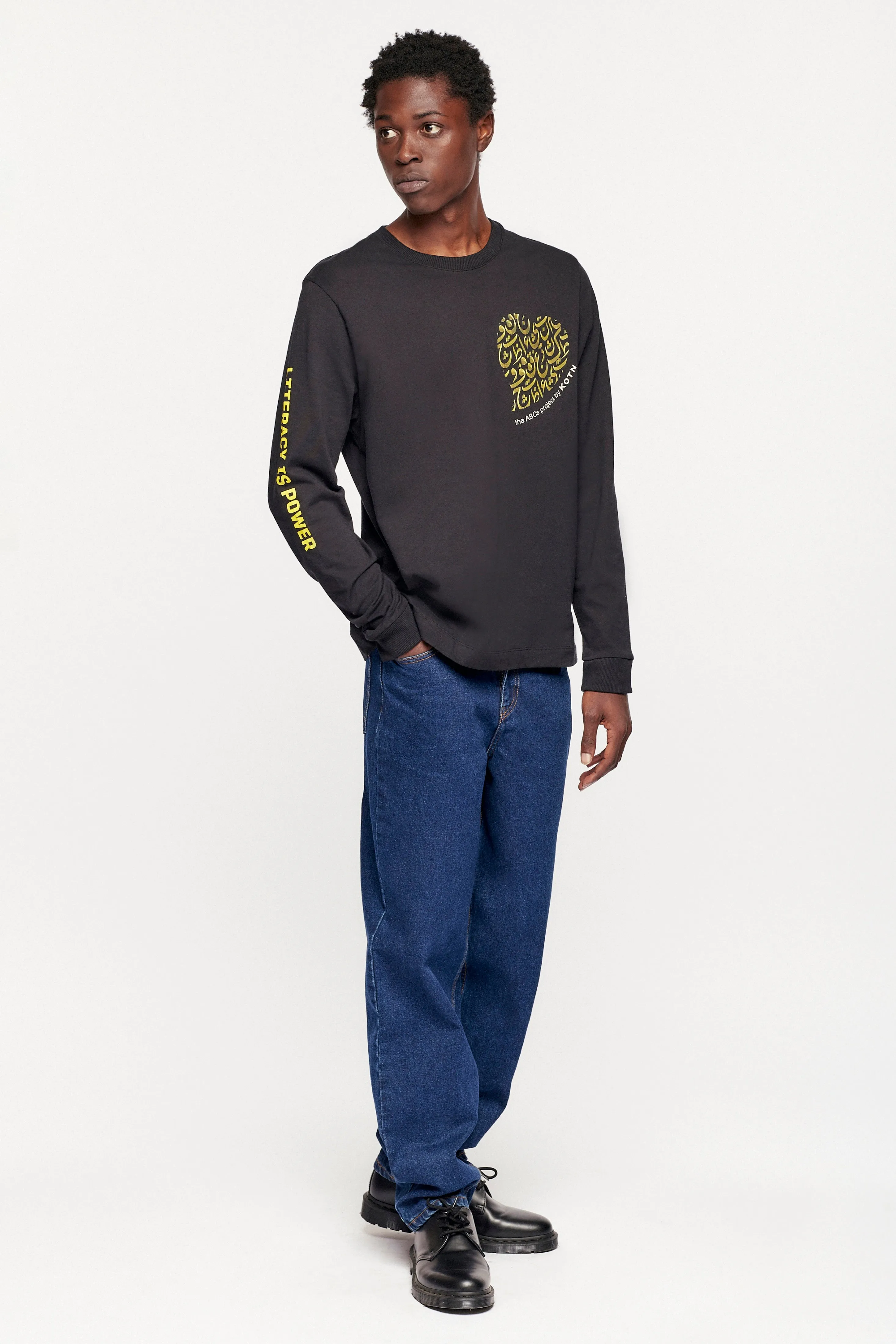 ABCs Graphic Longsleeve in Black