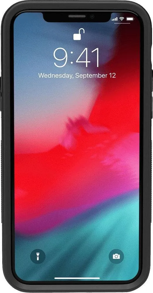 Calm Waters | The Met Series Case