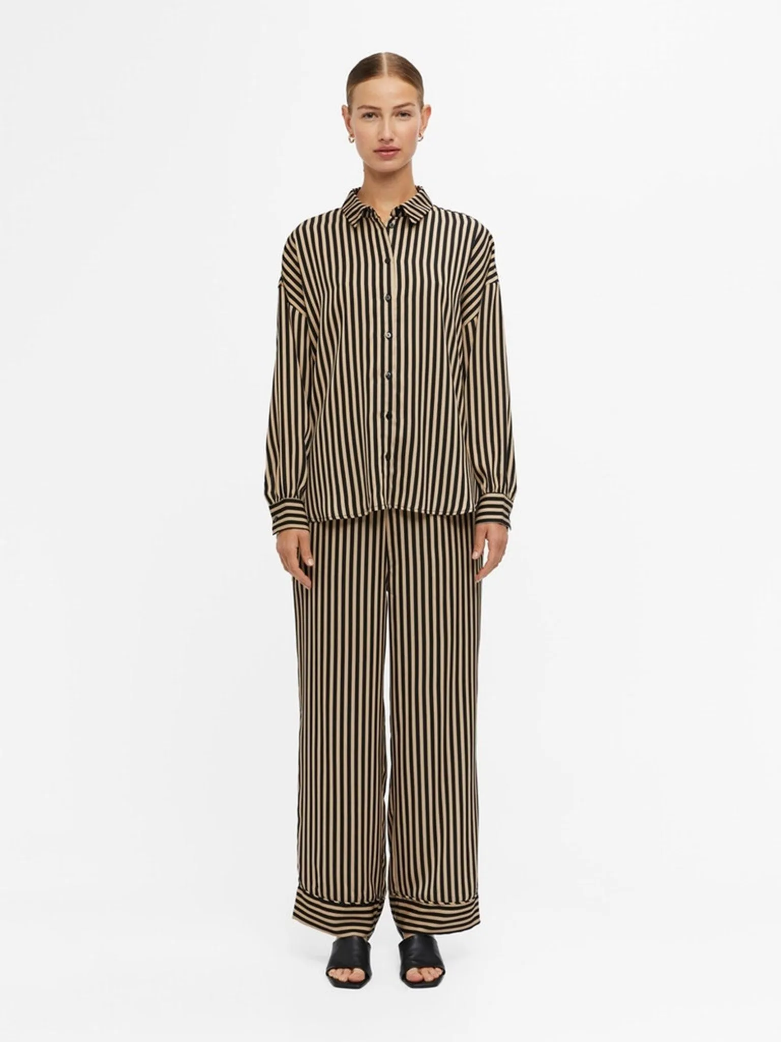 Thyra Longsleeve Shirt- Humus