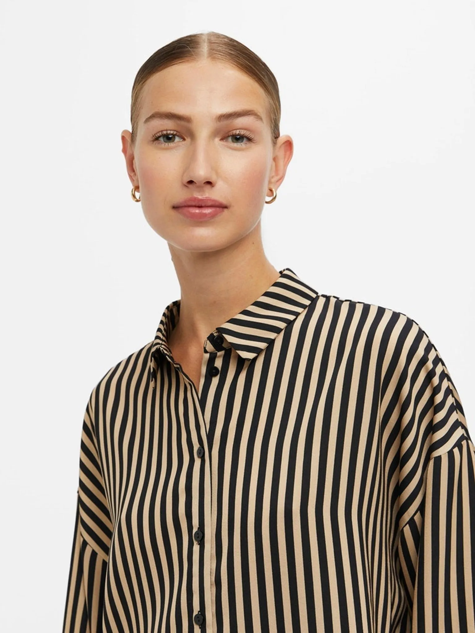 Thyra Longsleeve Shirt- Humus