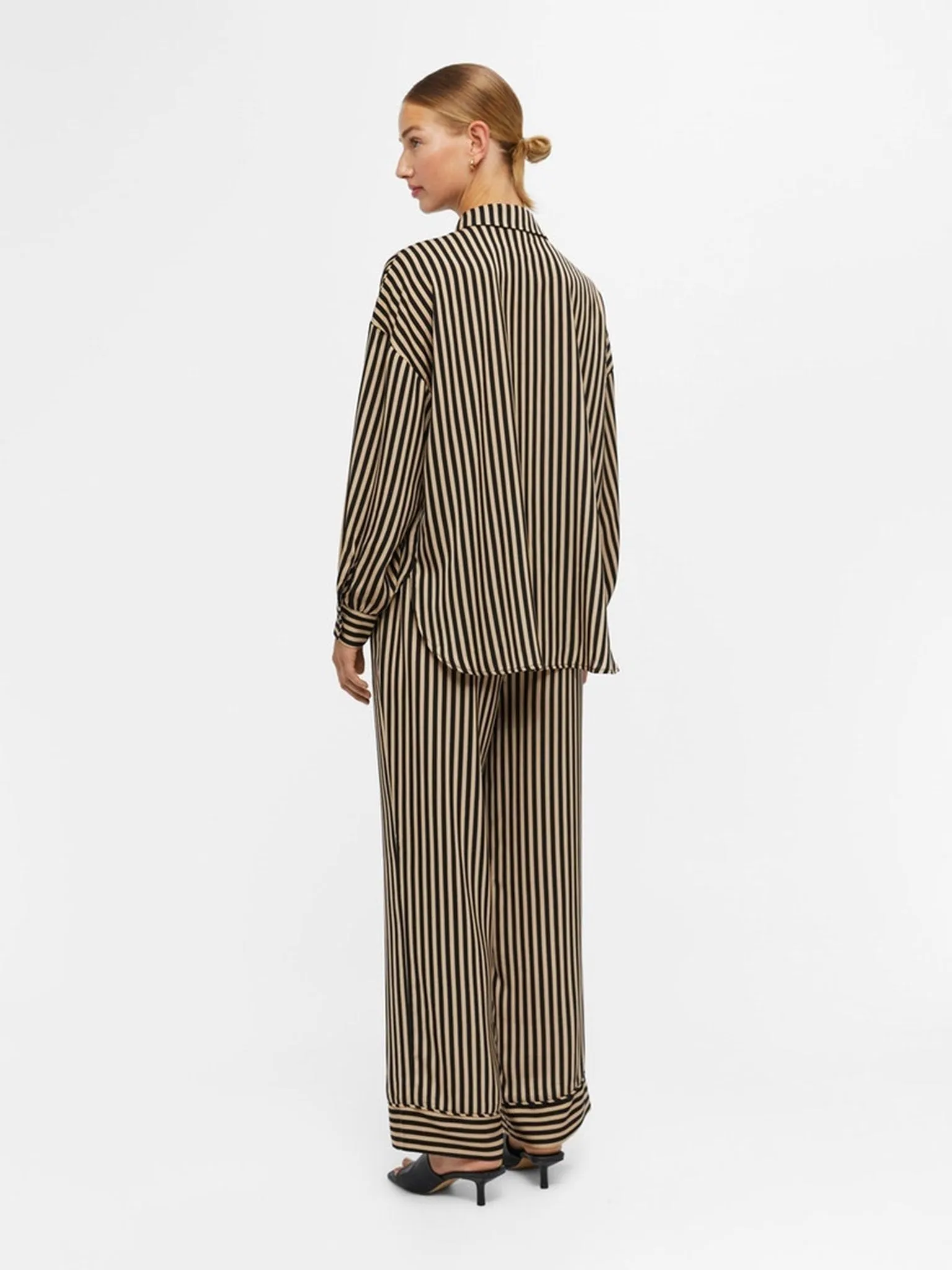 Thyra Longsleeve Shirt- Humus